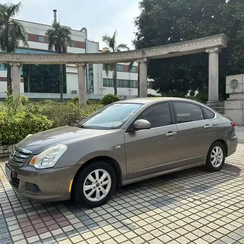 Nissan 轩逸 2012