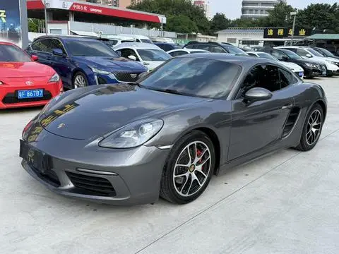 Porsche 718 2016