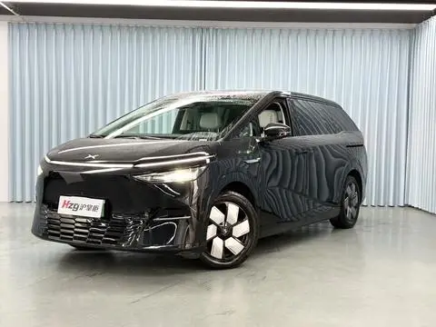 XPeng 小鹏X9 2024