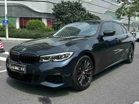 BMW 3 Series 2021