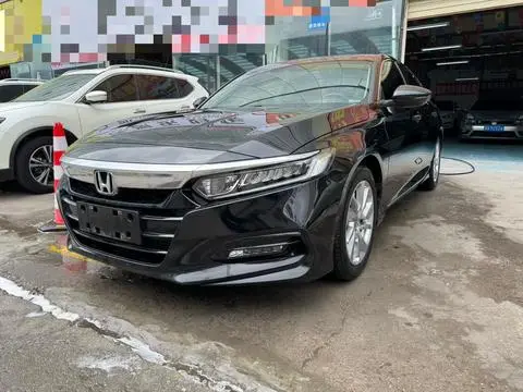 Honda Accord 2018 — фото 1
