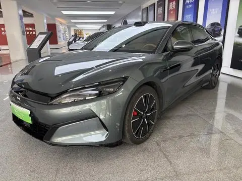 BYD Han L DM 2025