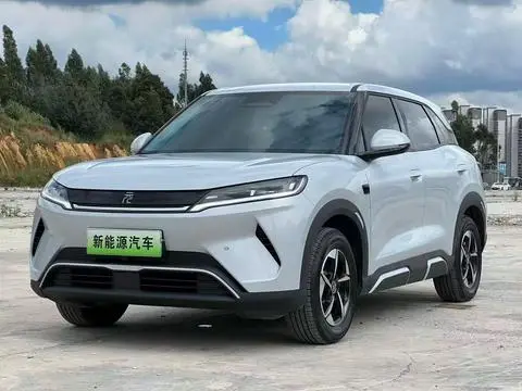 BYD 元UP 2025