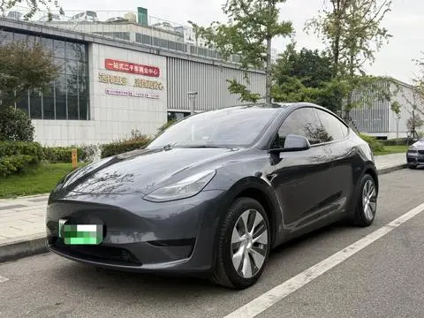 Tesla Model Y 2022 — фото 1