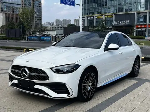 Mercedes-Benz C-Class 2025