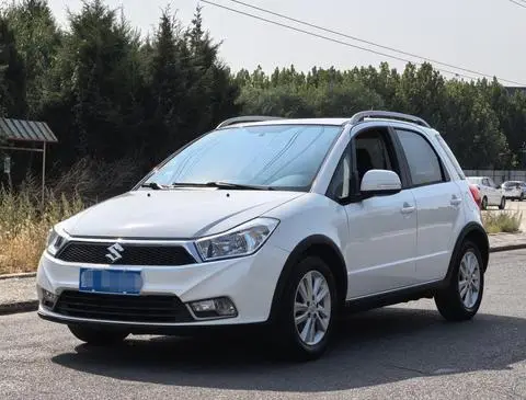 Suzuki 天语 SX4 2013