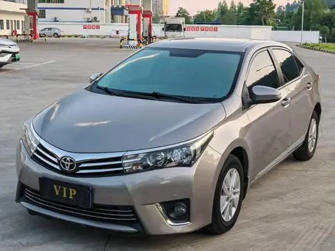 Toyota Corolla 2014 — фото 1