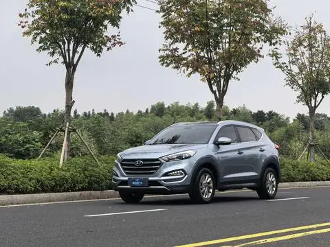 Hyundai 途胜 2015
