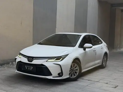 Toyota Corolla 2022 — фото 1