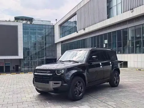 Land Rover 卫士 2024