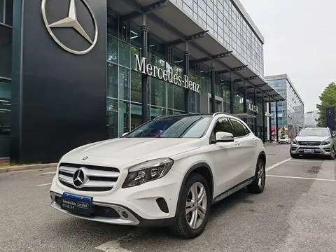 Mercedes-Benz GLA 2016