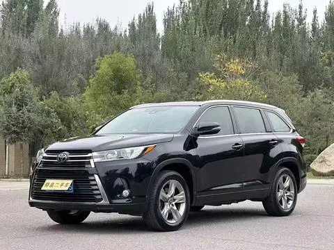 Toyota Highlander 2021
