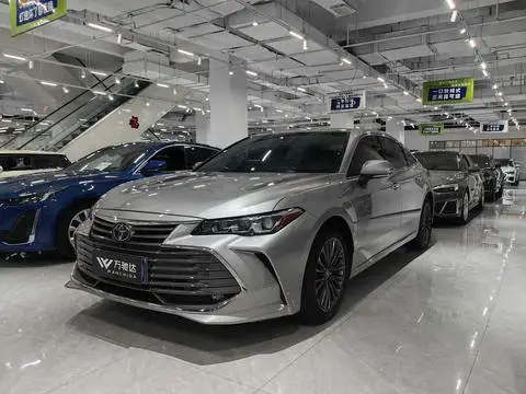 Toyota 亚洲龙 2019