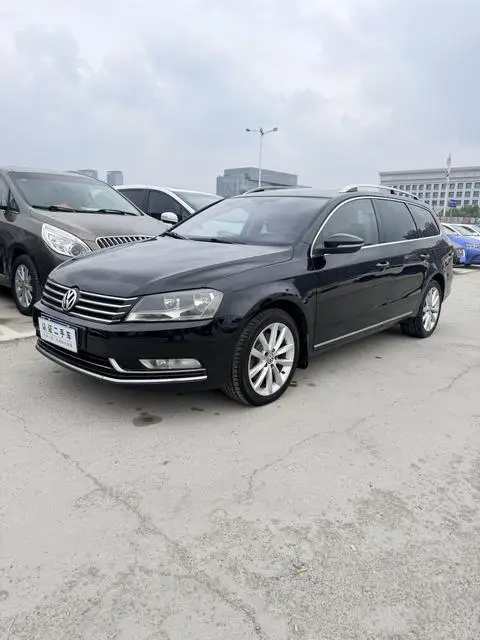 Volkswagen Magotan 2012