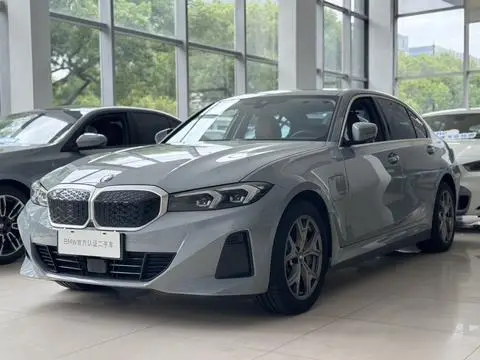 BMW i3 2025 — фото 1