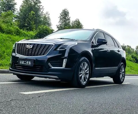 Cadillac XT5 2021 — фото 1