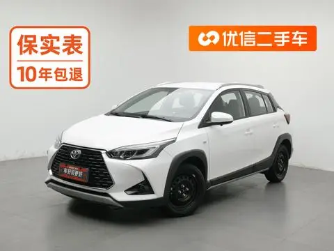 Toyota YARIS L 2021