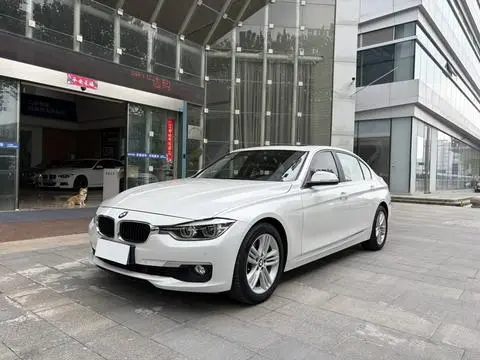 BMW 3 Series 2017 — фото 1