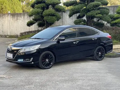Honda Crider 2015 — фото 1