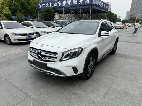 Mercedes-Benz GLA 2017 — фото 1