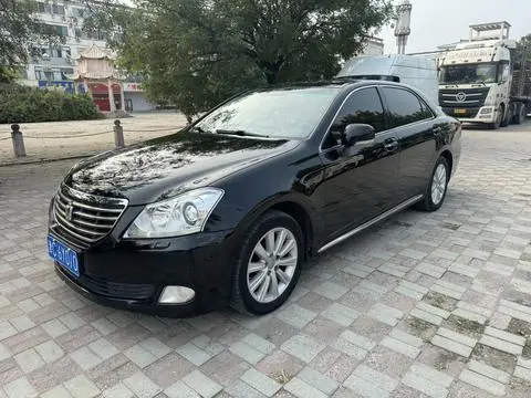 Toyota Crown 2010
