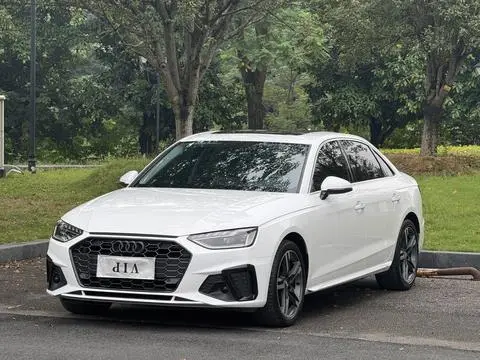 Audi A4L 2020 — фото 1