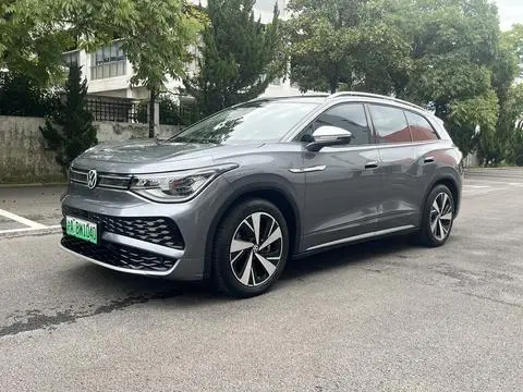 Volkswagen ID.6 X 2023