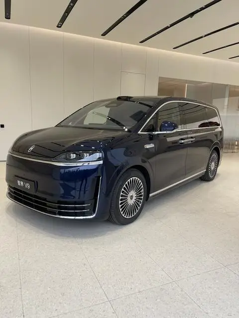 Luxeed V9 2026