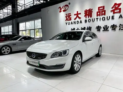 Volvo S60 PHEV 2015