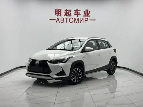 Toyota YARIS L 2022