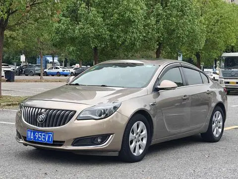 Buick Regal 2015 — фото 1