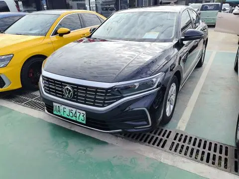 Volkswagen PassatPHEV 2022