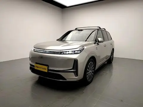 Geely M9 2025