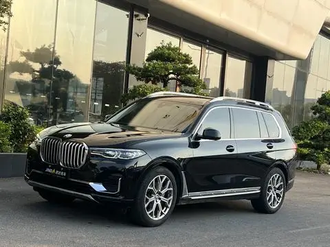 BMW X7 2022