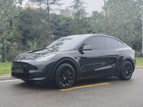 Tesla Model Y 2022 — фото 1