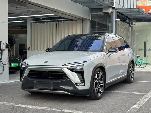 NIO ES8 2020