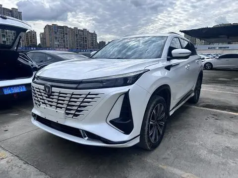 Changan CS75 PLUS 2023 — фото 1