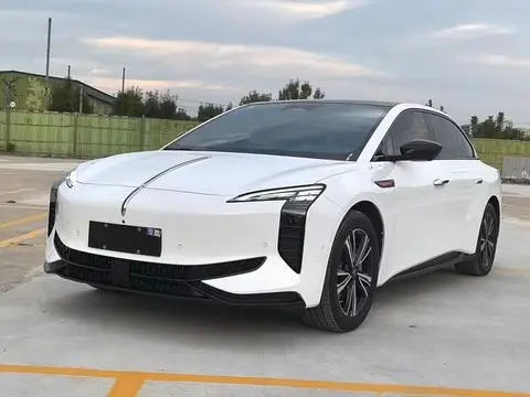 Hongqi EH7 2024