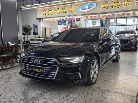 Audi A6L 2022 — фото 1