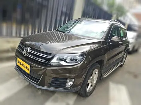 Volkswagen Tiguan 2013 — фото 1