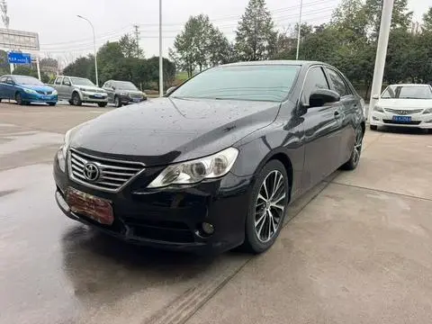 Toyota Reiz 2010