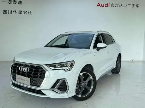 Audi Q3 2019 — фото 1