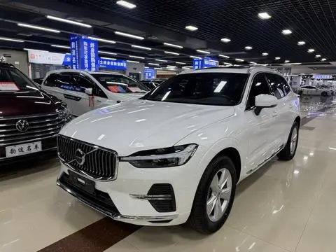 Volvo XC60 2022