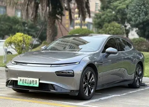 XPeng 小鹏P7 2020