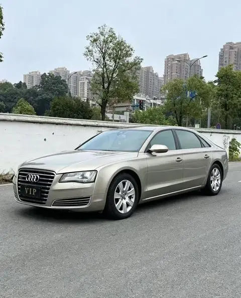 Audi A8 2012