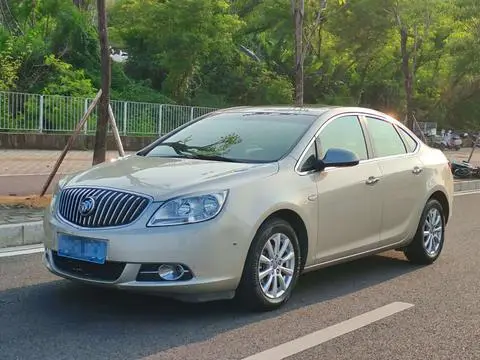 Buick Excelle GT 2013 — фото 1