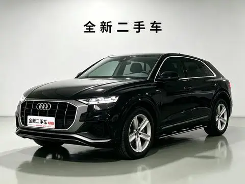 Audi Q8 2022