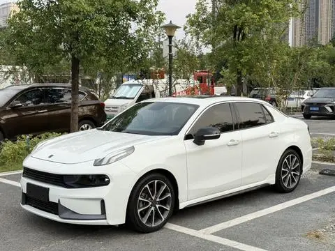 Lynk & Co 03 2019