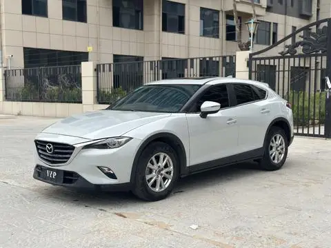 Mazda CX-4 2018 — фото 1