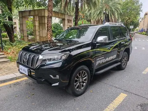 Toyota Prado 2018 — фото 1